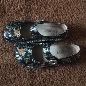 Alegria size 37 Mary Janes